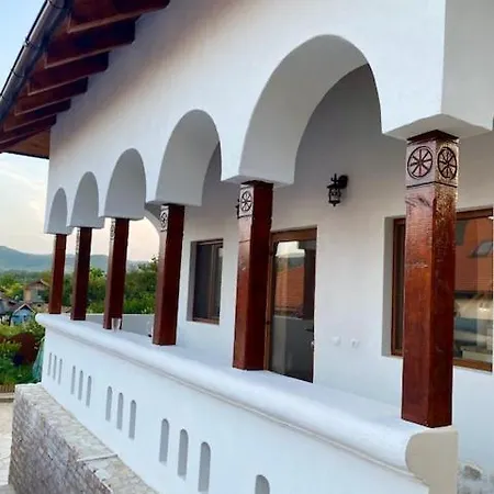 B&B Conacul Grigorescu Ratesti