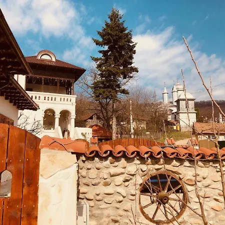 Conacul Grigorescu B&B Ratesti